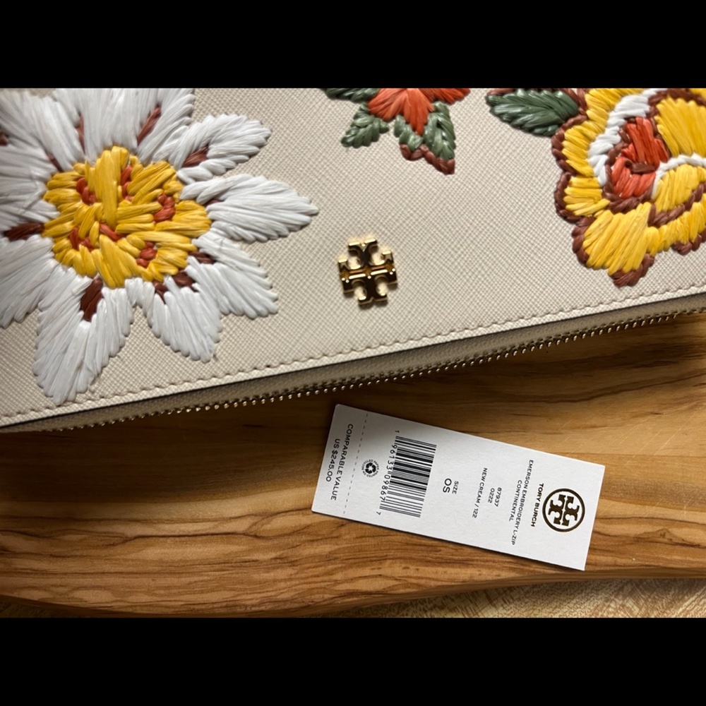 NWT 🏵️ Tory Burch Emerson Embroidery L Zip Continental Wallet - Picture 5 of 12